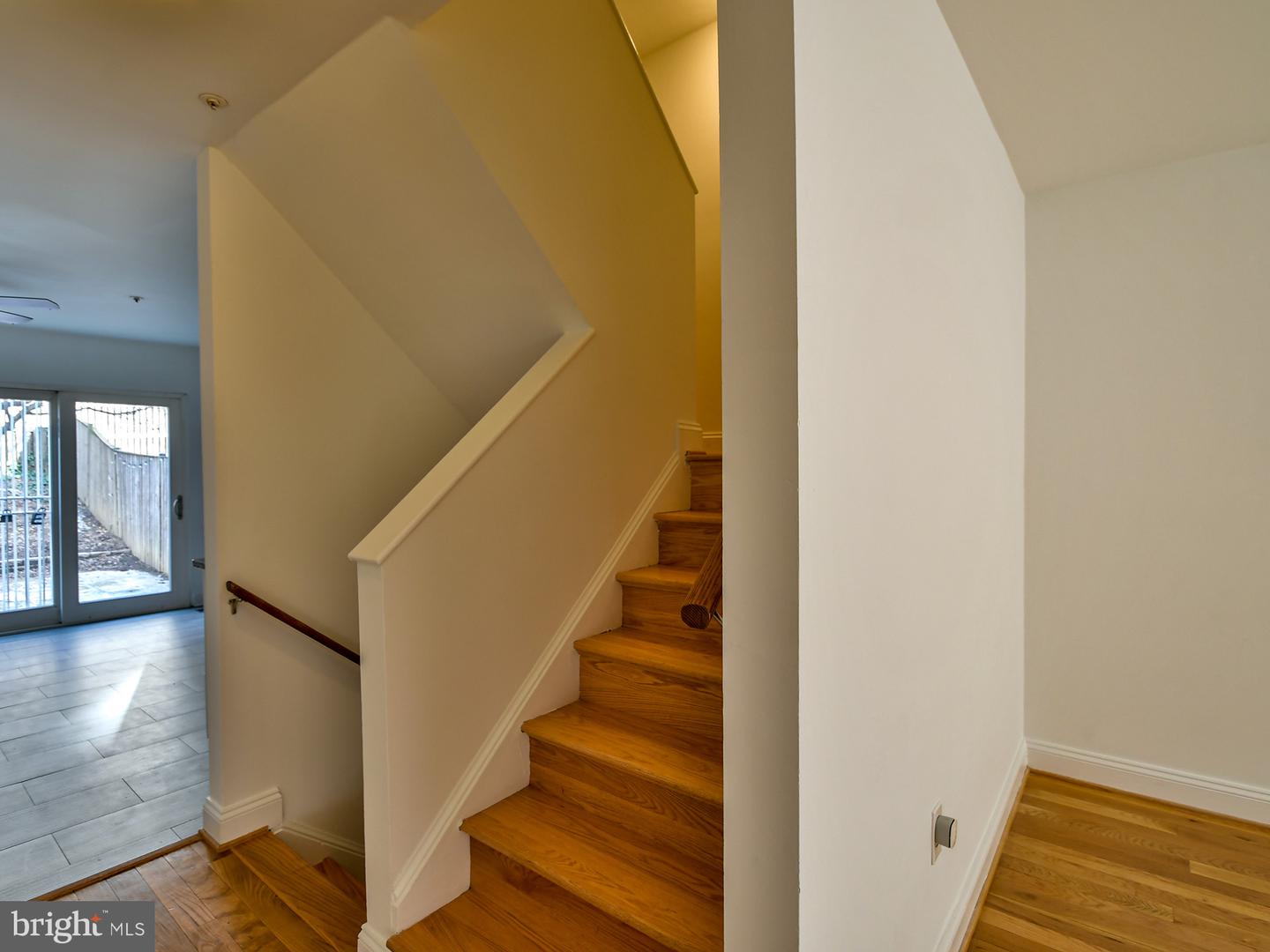 1319 Belmont St Nw Property Photo 23