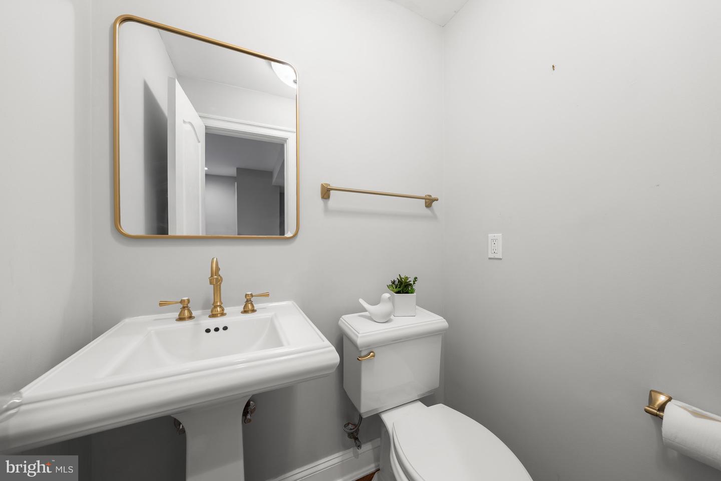 4050 Mansion Dr Nw Property Photo 12
