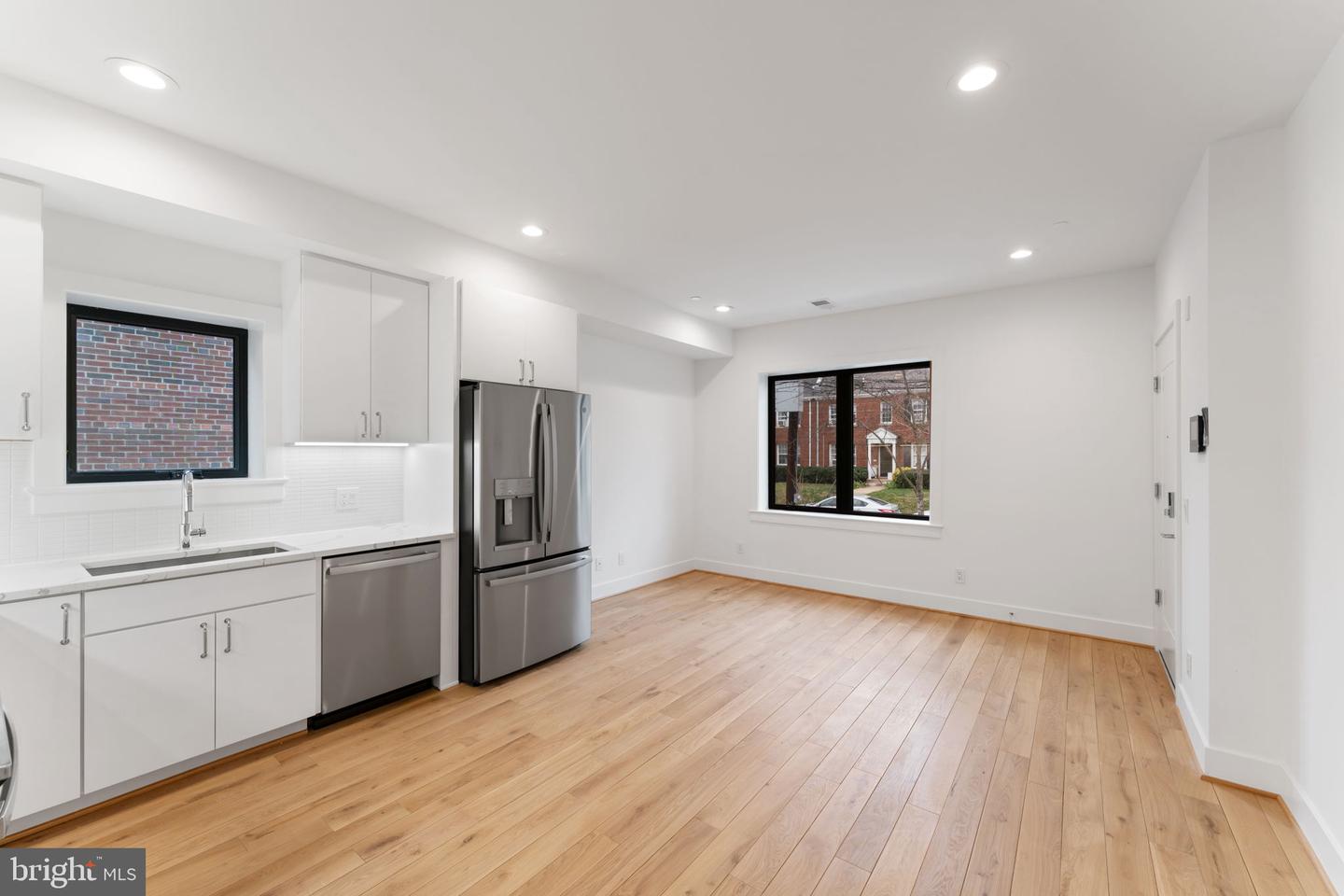 2217 40th St Nw #102 Property Photo 2