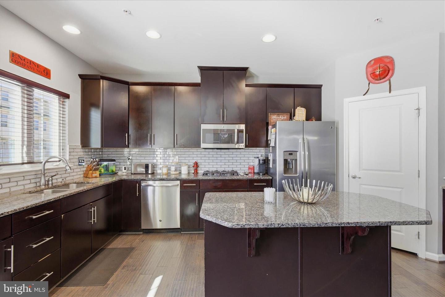 3608 Wright Ter Ne Property Photo 10