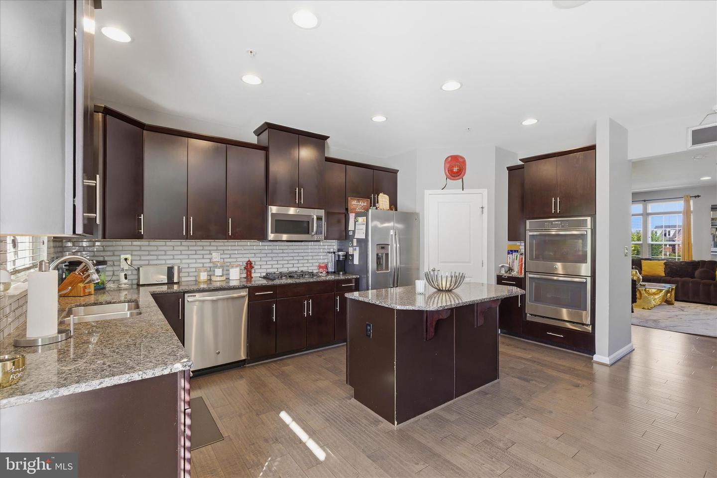3608 Wright Ter Ne Property Photo 11