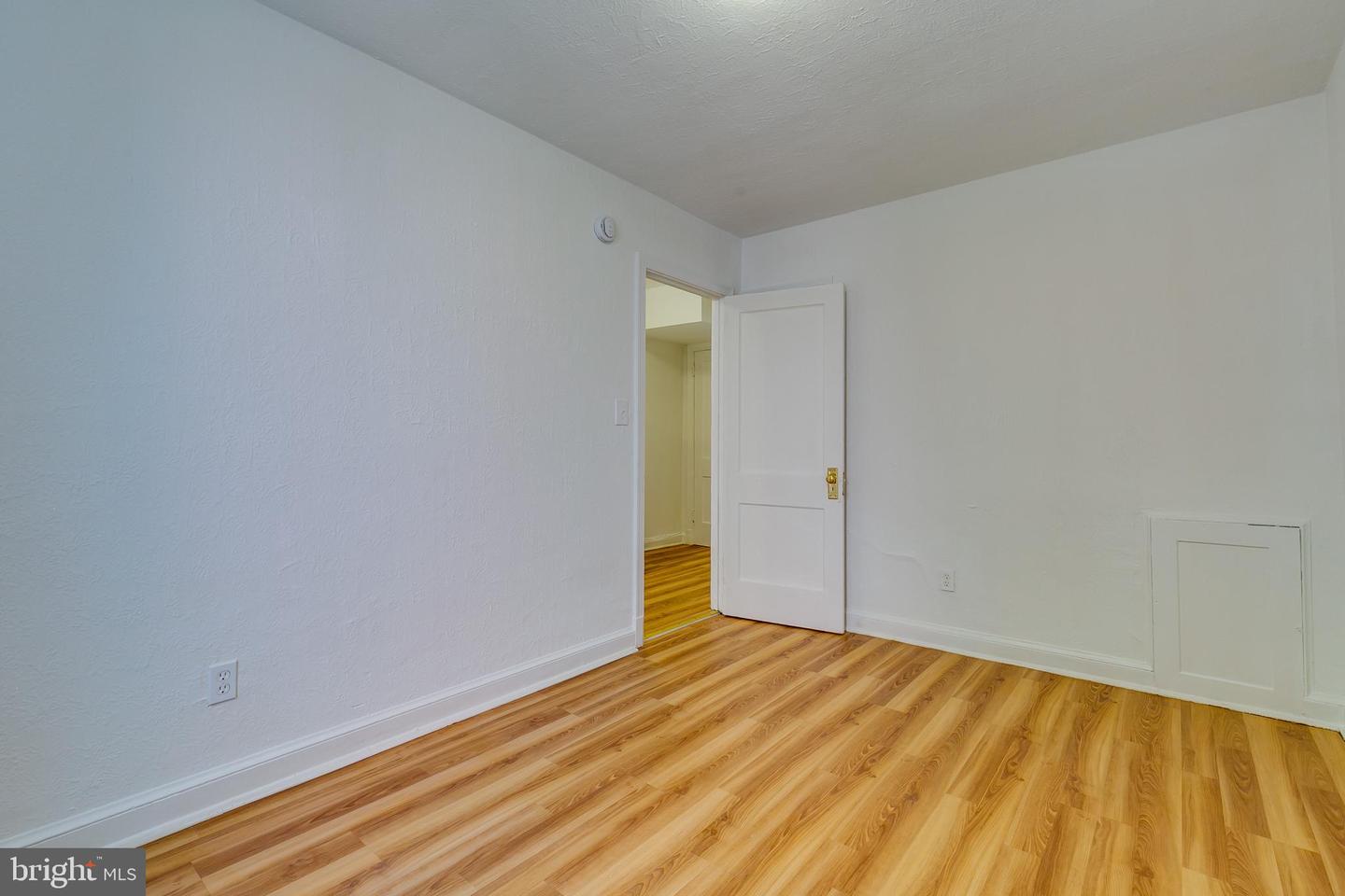 81 Q St Sw Property Photo 11