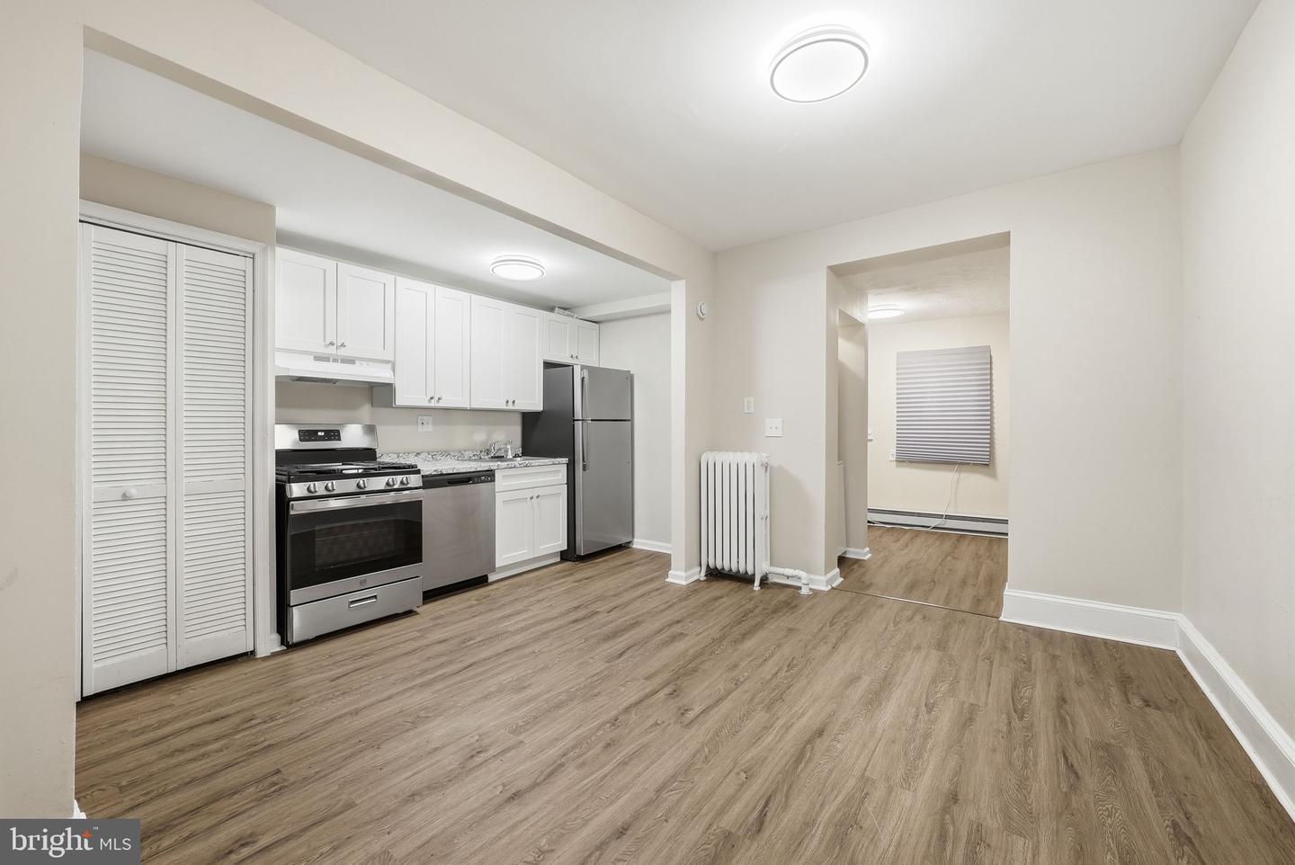 711 HARVARD ST NW Property Photo 1