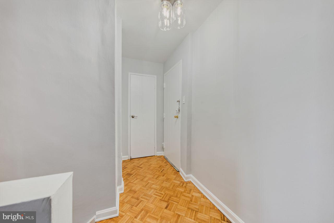 1851 Columbia Rd Nw #400 Property Photo 32