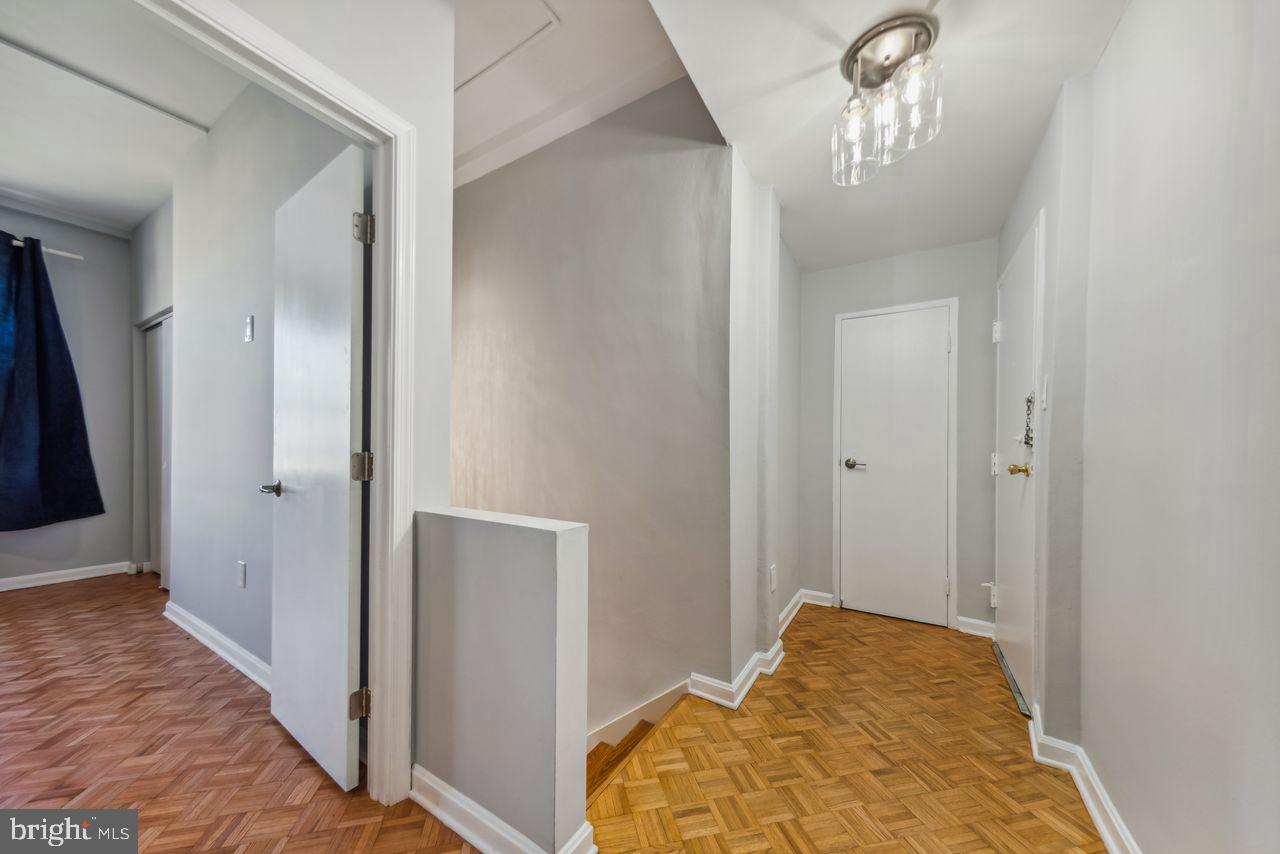 1851 Columbia Rd Nw #400 Property Photo 35