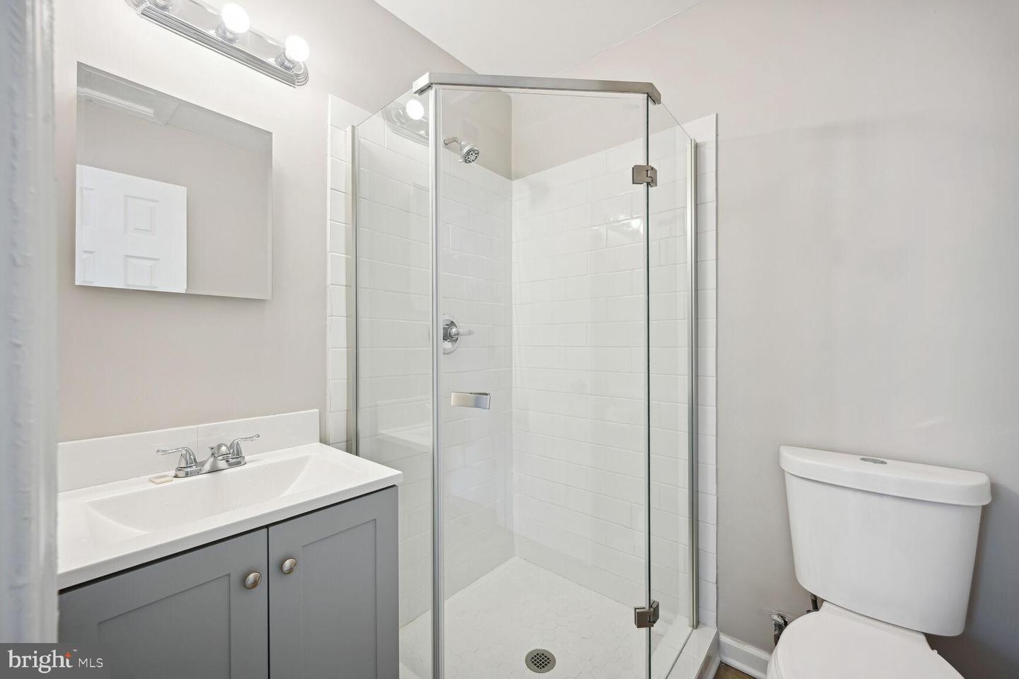 1640 L St Ne Property Photo 10