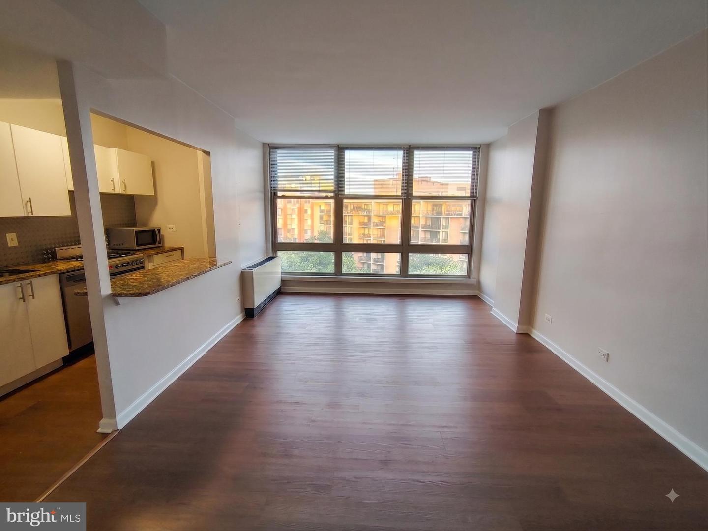 1260 21st St Nw #1000 Property Photo 2
