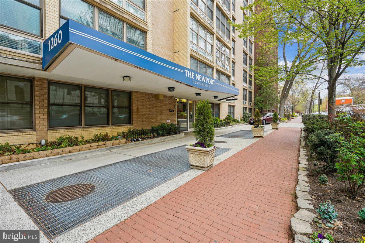 1260 21st St Nw #1000 Property Photo 15