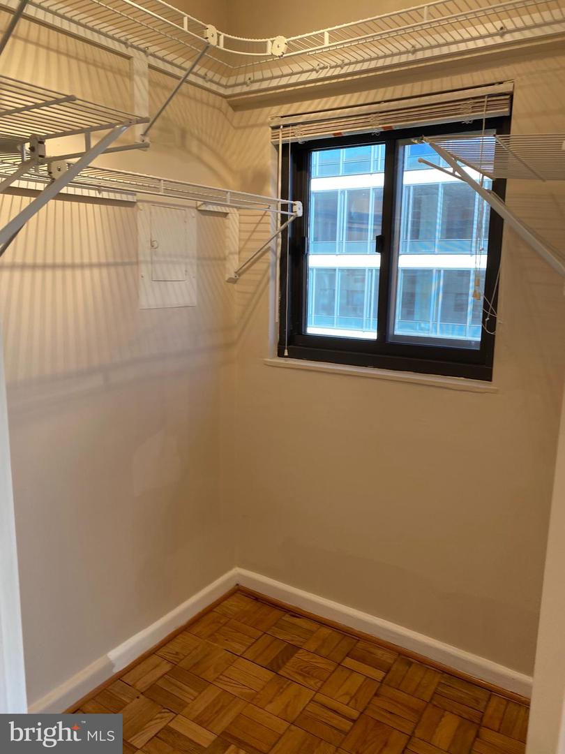 2141 I St Nw #806 Property Photo 30