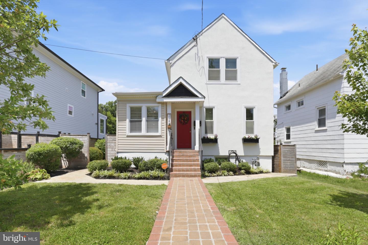 3122 Newton St Ne Property Photo 3