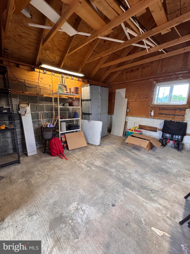 3122 Newton St Ne Property Photo 29