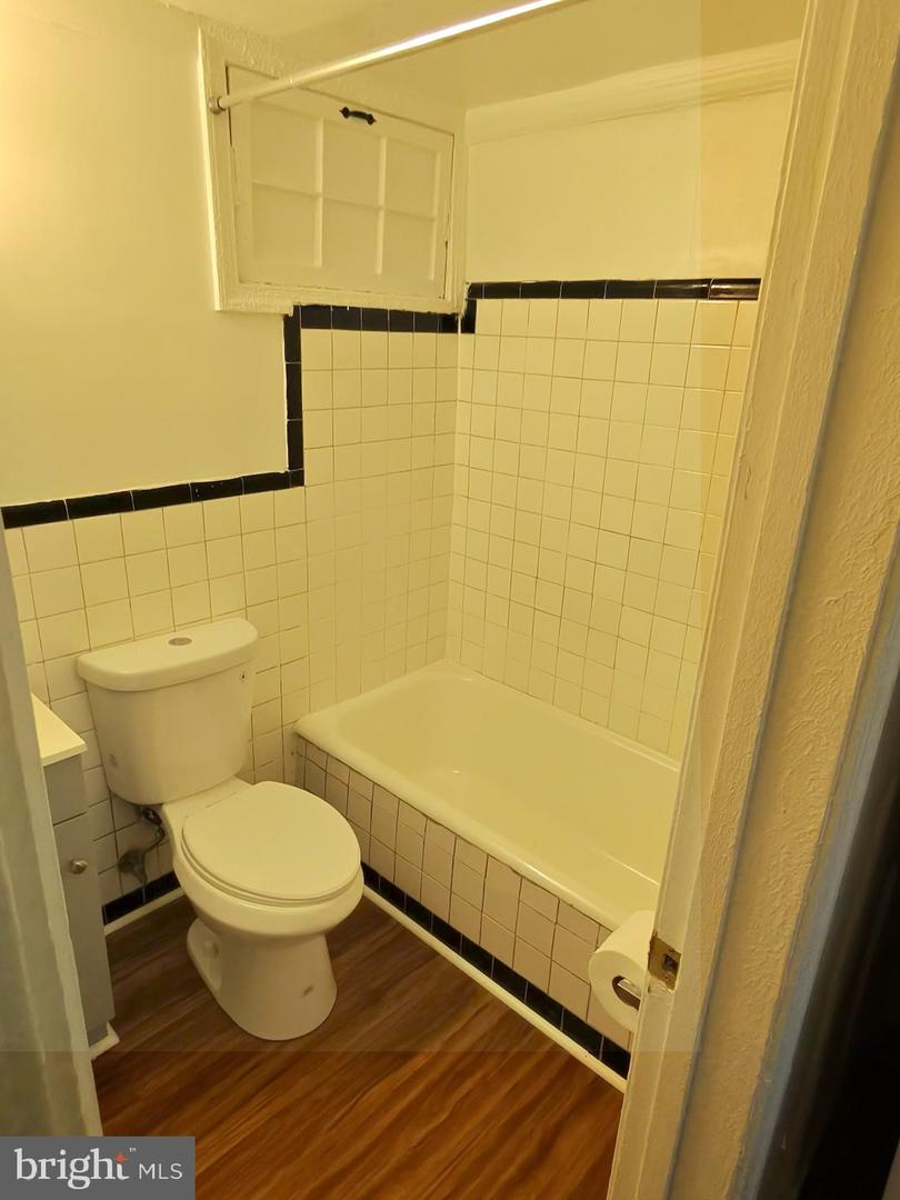 407 Lebaum St Se #1 Property Photo 5