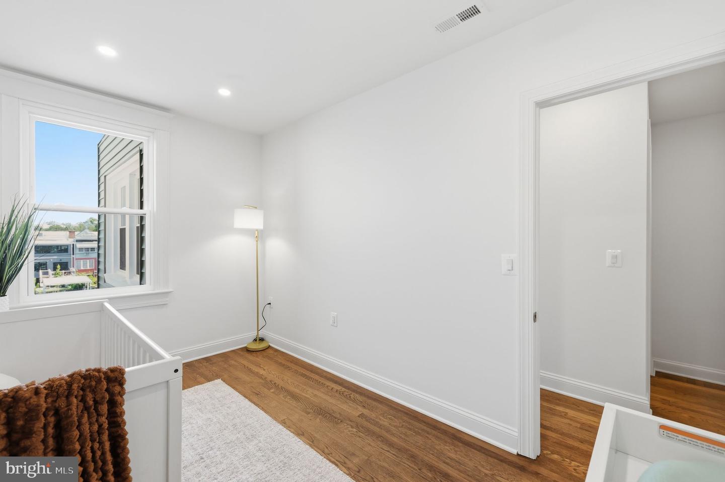 413 Hamilton St Nw Property Photo 20