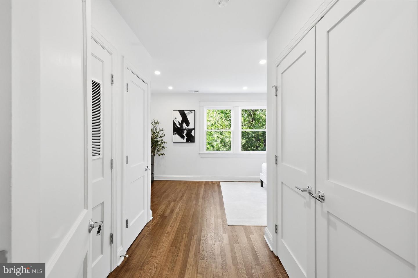 413 Hamilton St Nw Property Photo 25