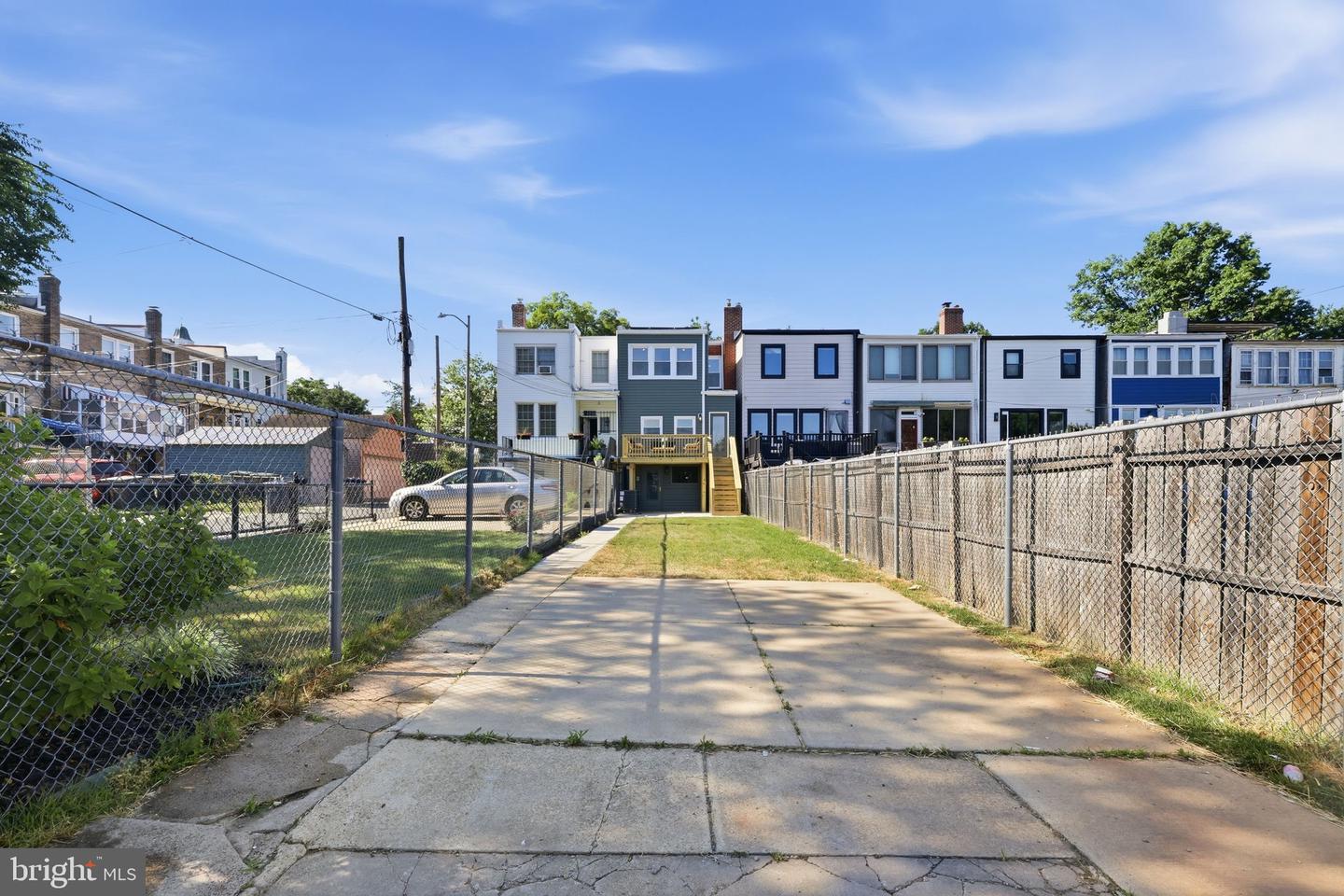 413 Hamilton St Nw Property Photo 47