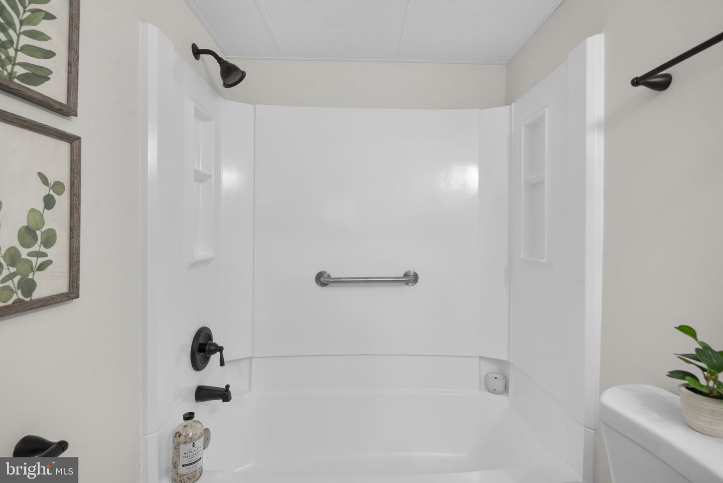 1115 12th St Nw #401 Property Photo 25
