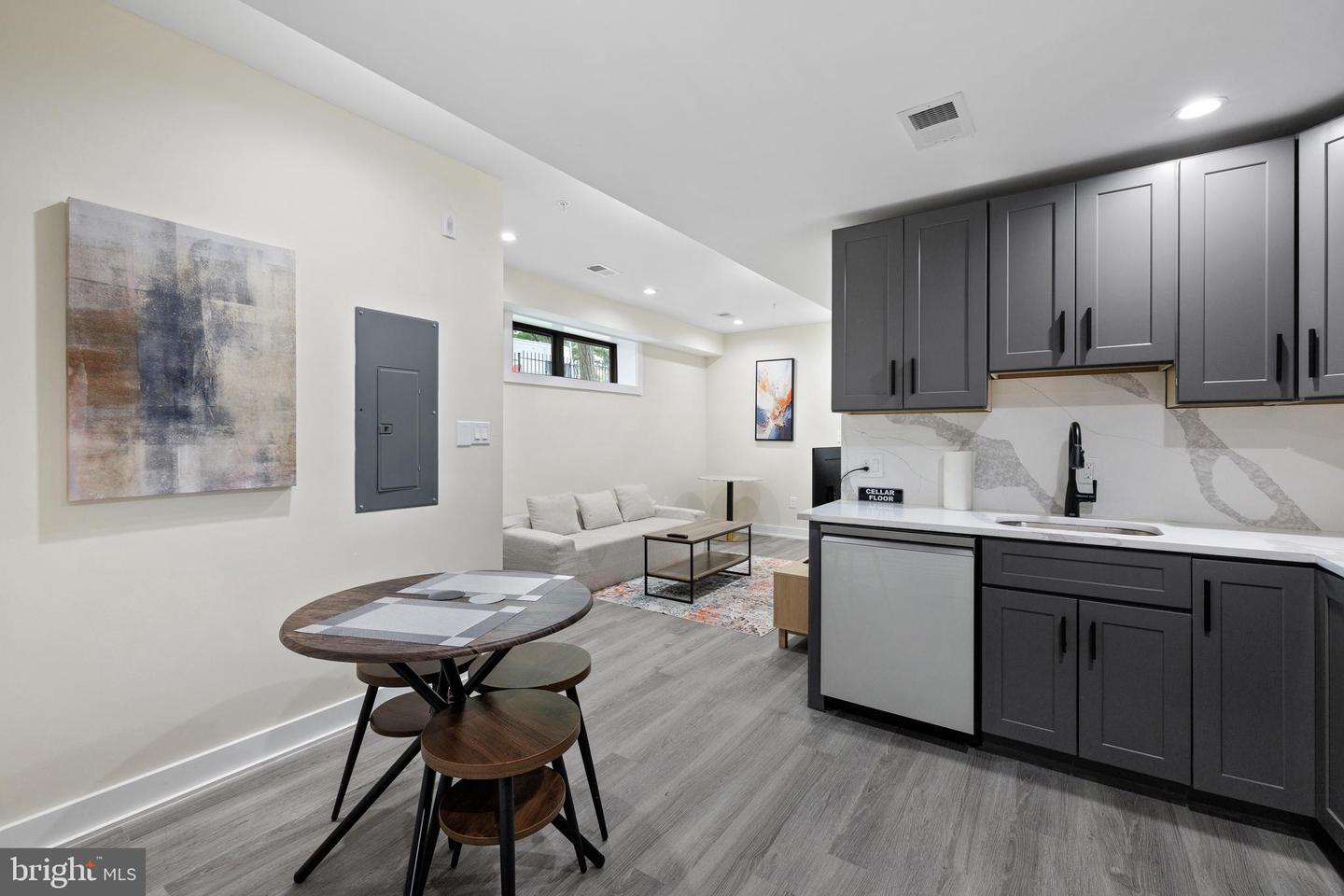 3517 14th St Nw #b01 Property Photo 2