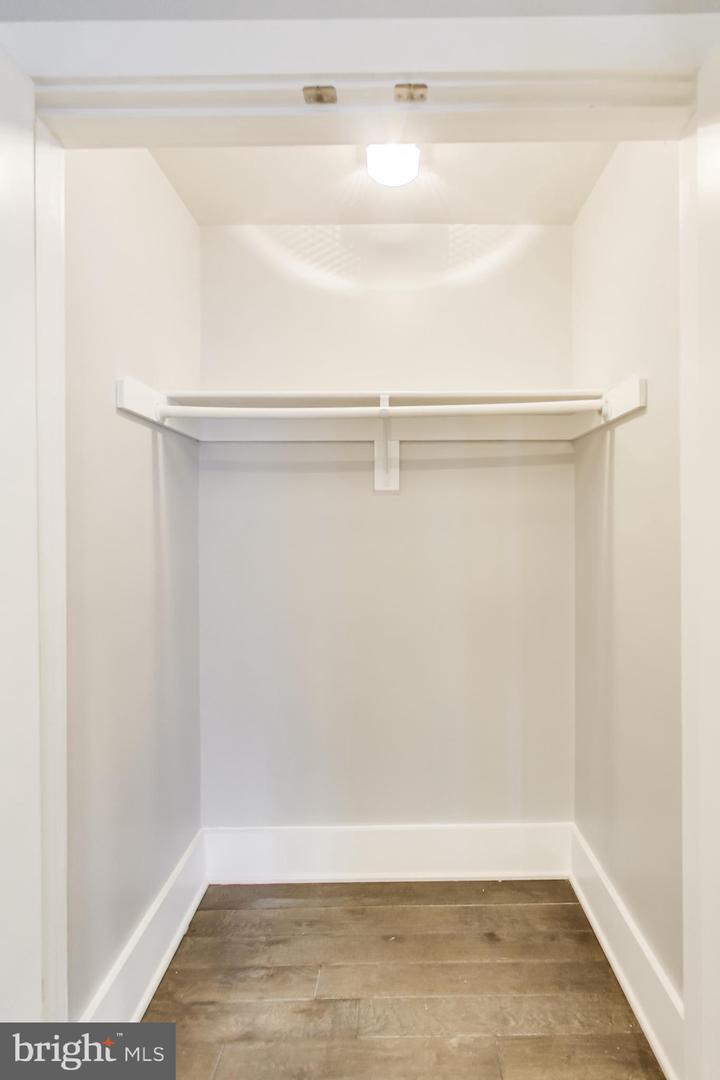 1827 Benning Rd Ne #204 Property Photo 9