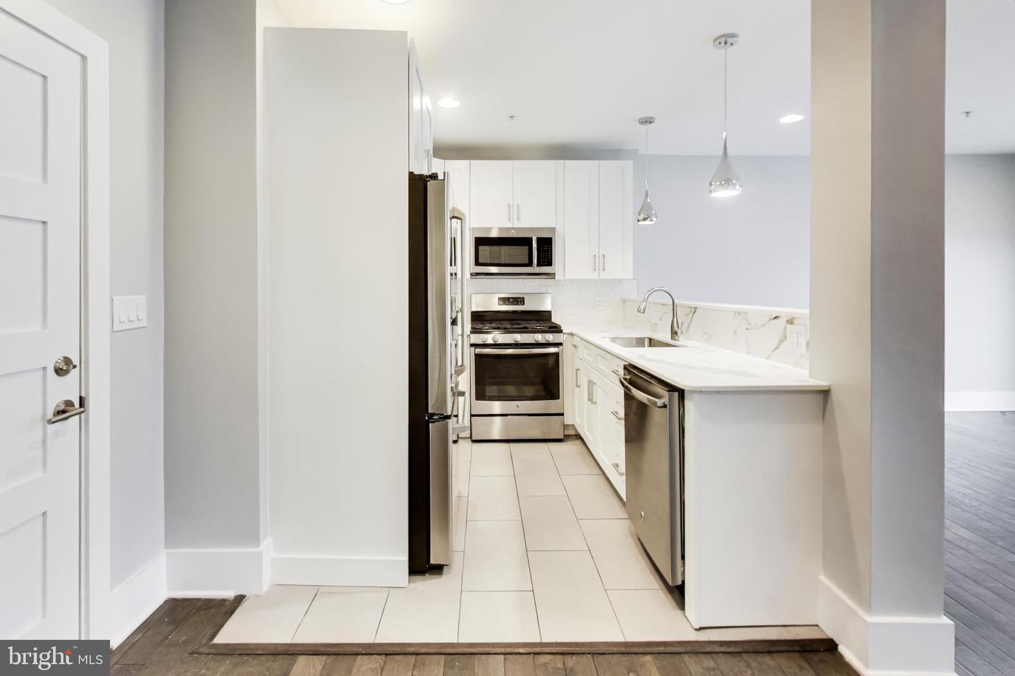 1827 Benning Rd Ne #204 Property Photo 18