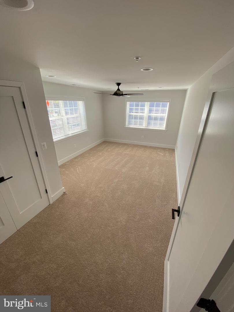 4932 A St Se #302 Property Photo 8