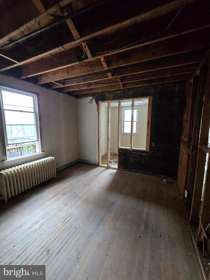 1702 Minnesota Ave Se Property Photo 7