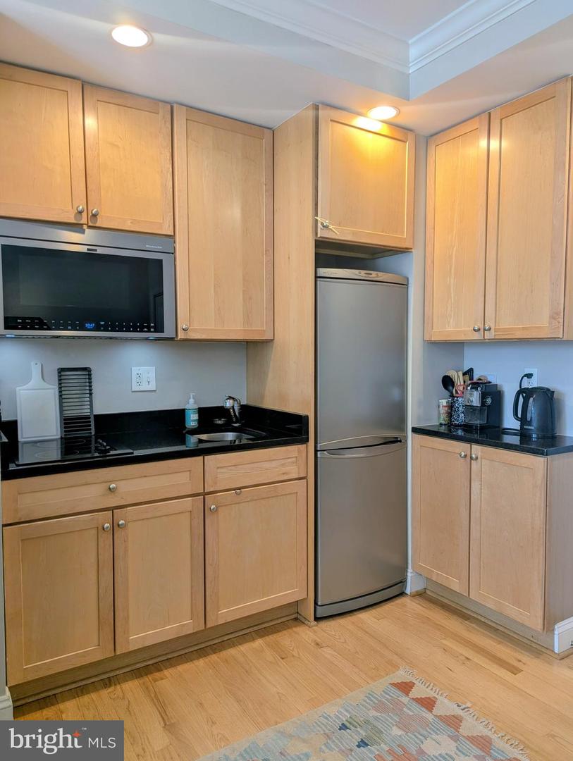 1701 16th St Nw #510 Property Photo 8