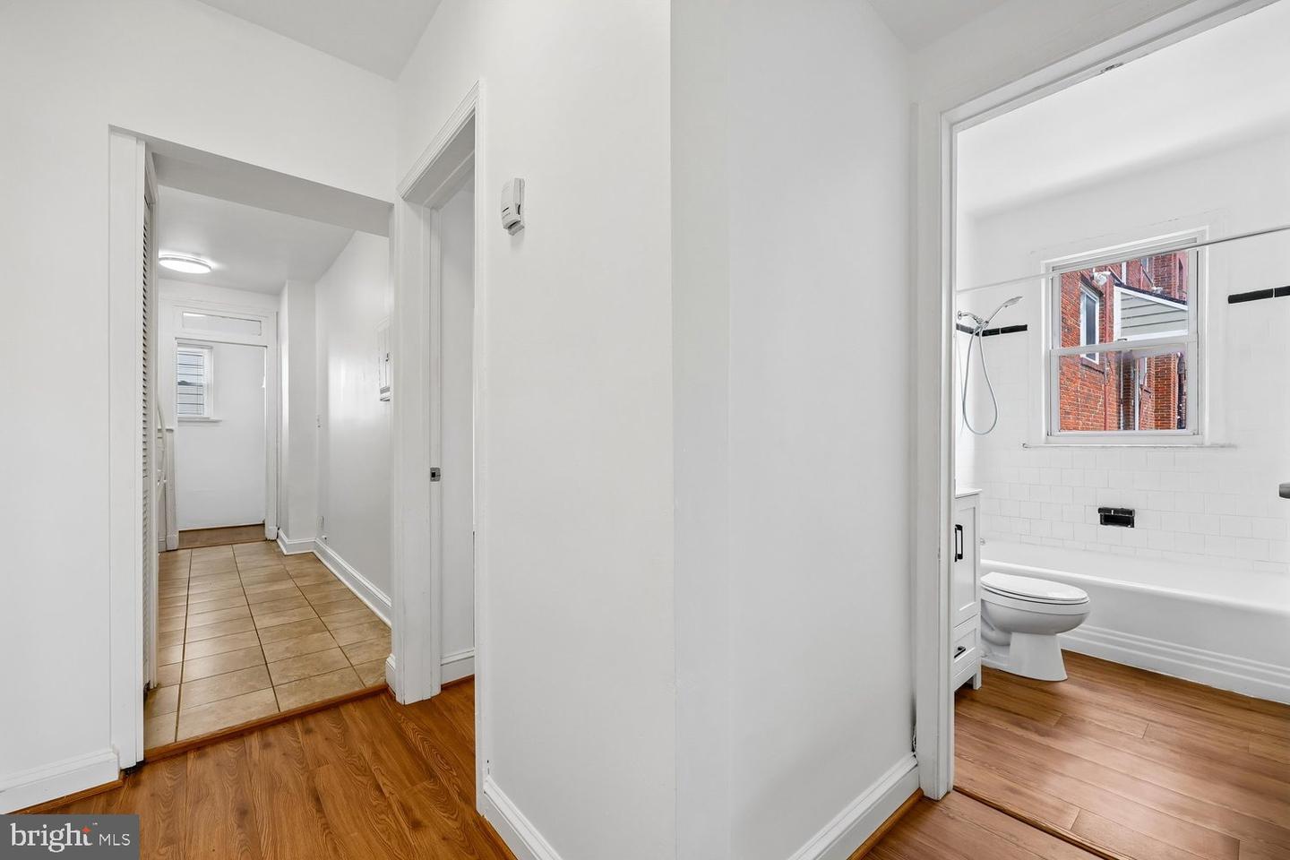 1904 3rd St Ne Property Photo 9