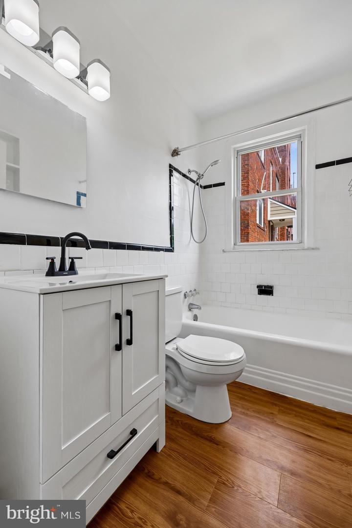 1904 3rd St Ne Property Photo 11