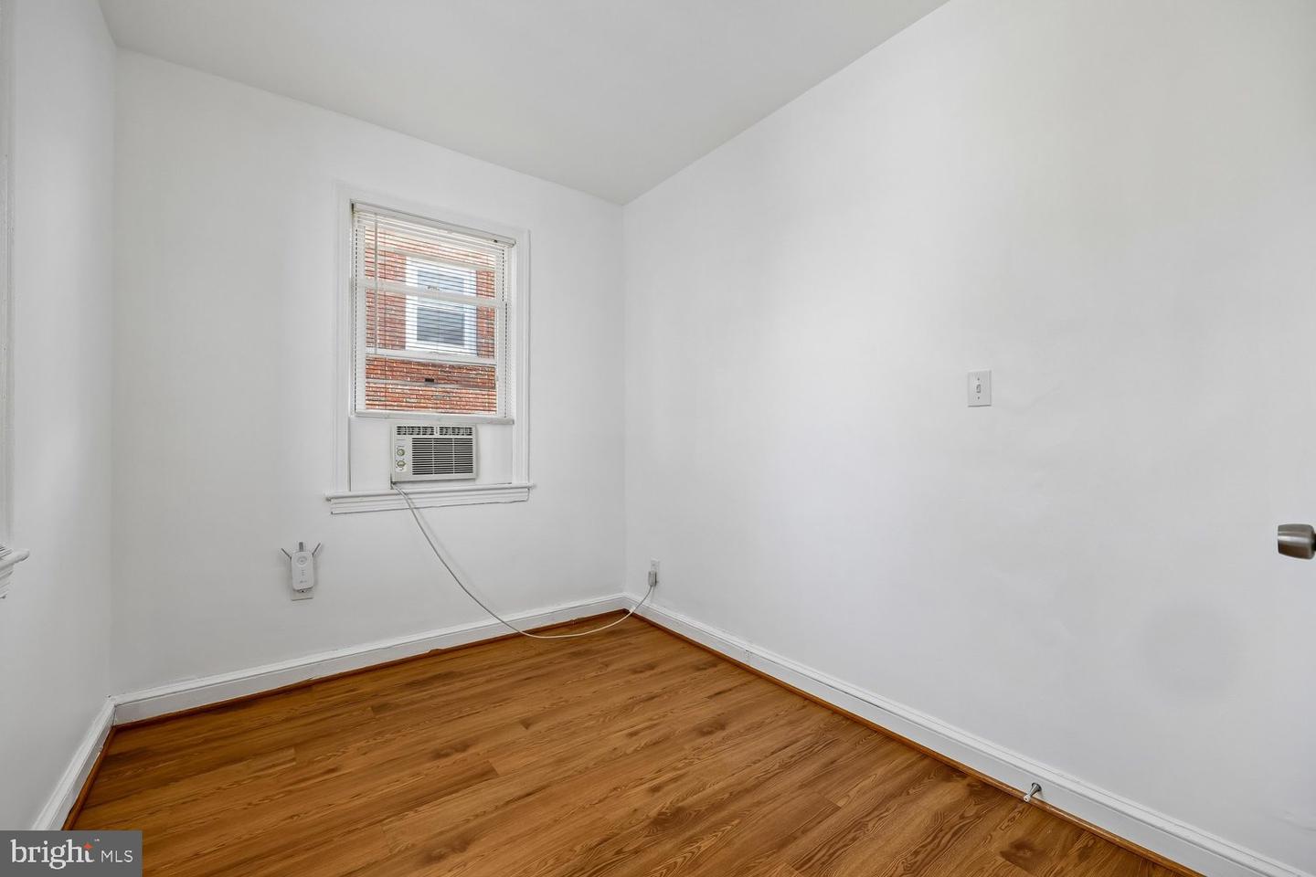 1904 3rd St Ne Property Photo 21
