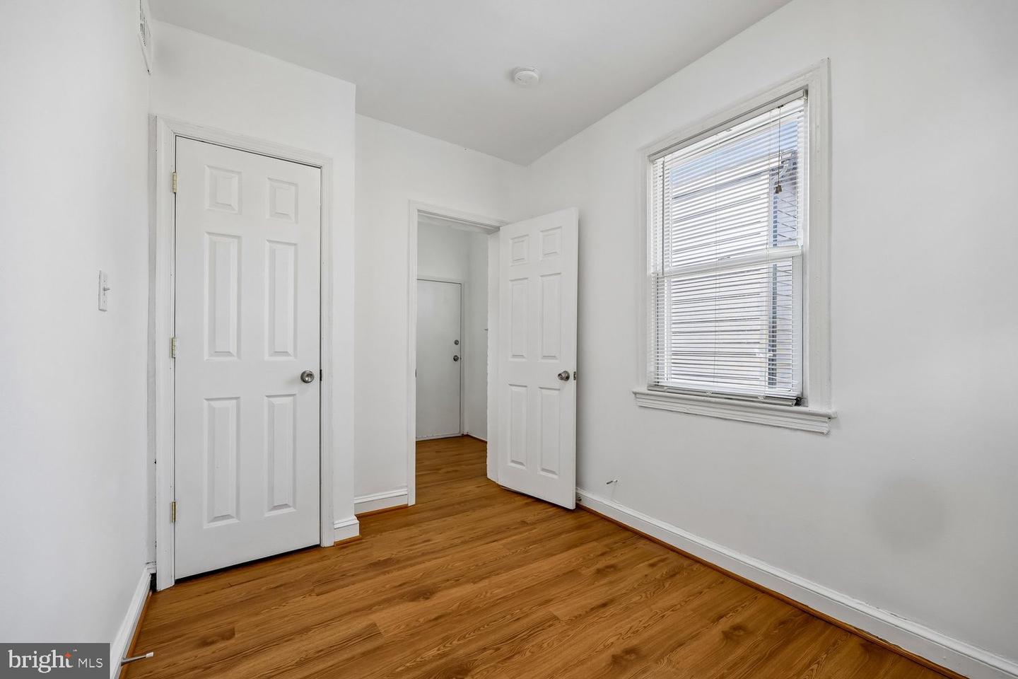 1904 3rd St Ne Property Photo 22