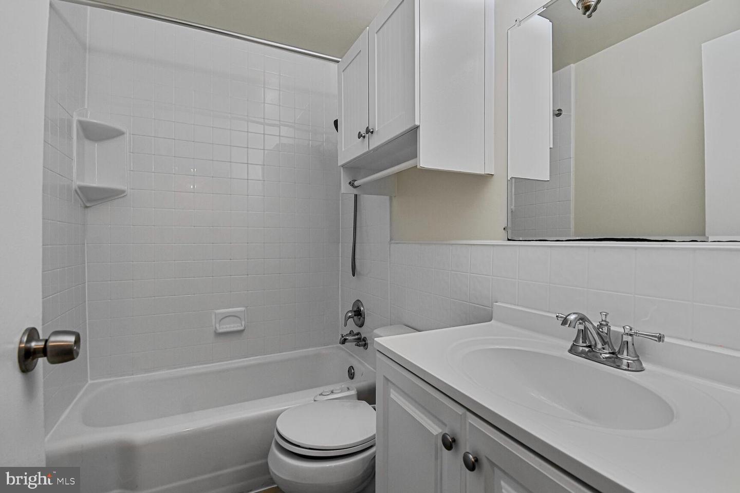 4000 Tunlaw Rd Nw #419 Property Photo 20