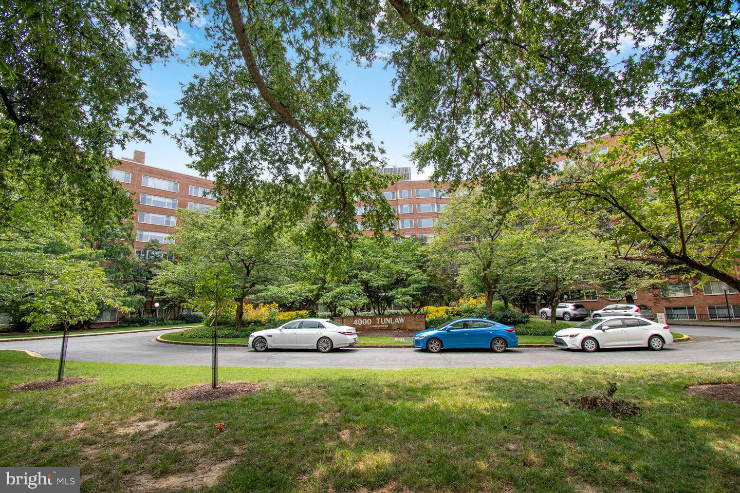 4000 Tunlaw Rd Nw #419 Property Photo 27