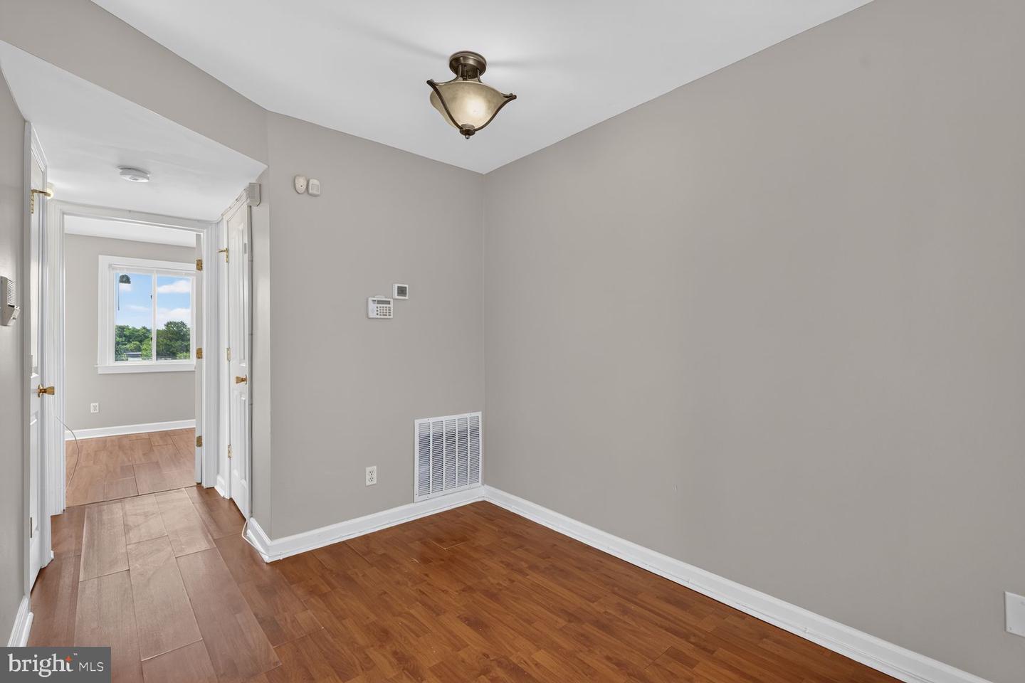 713 Brandywine St Se #203 Property Photo 5