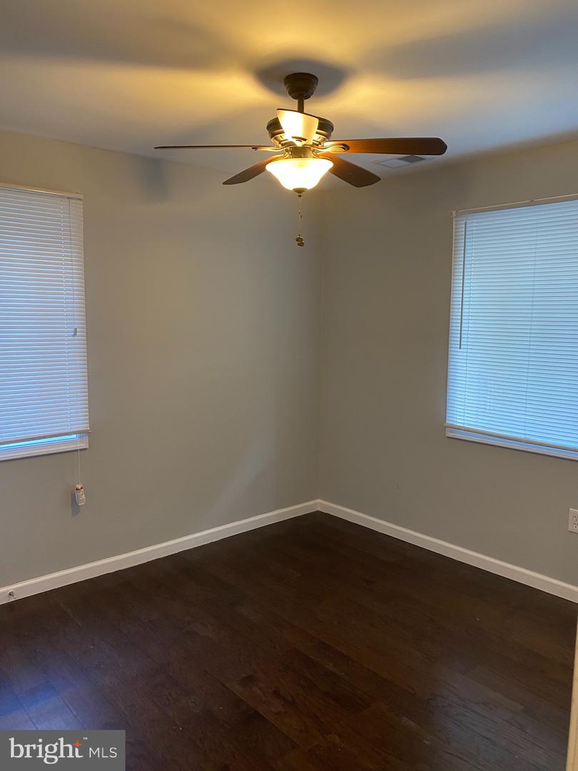 1216 Savannah Pl Se Property Photo 5