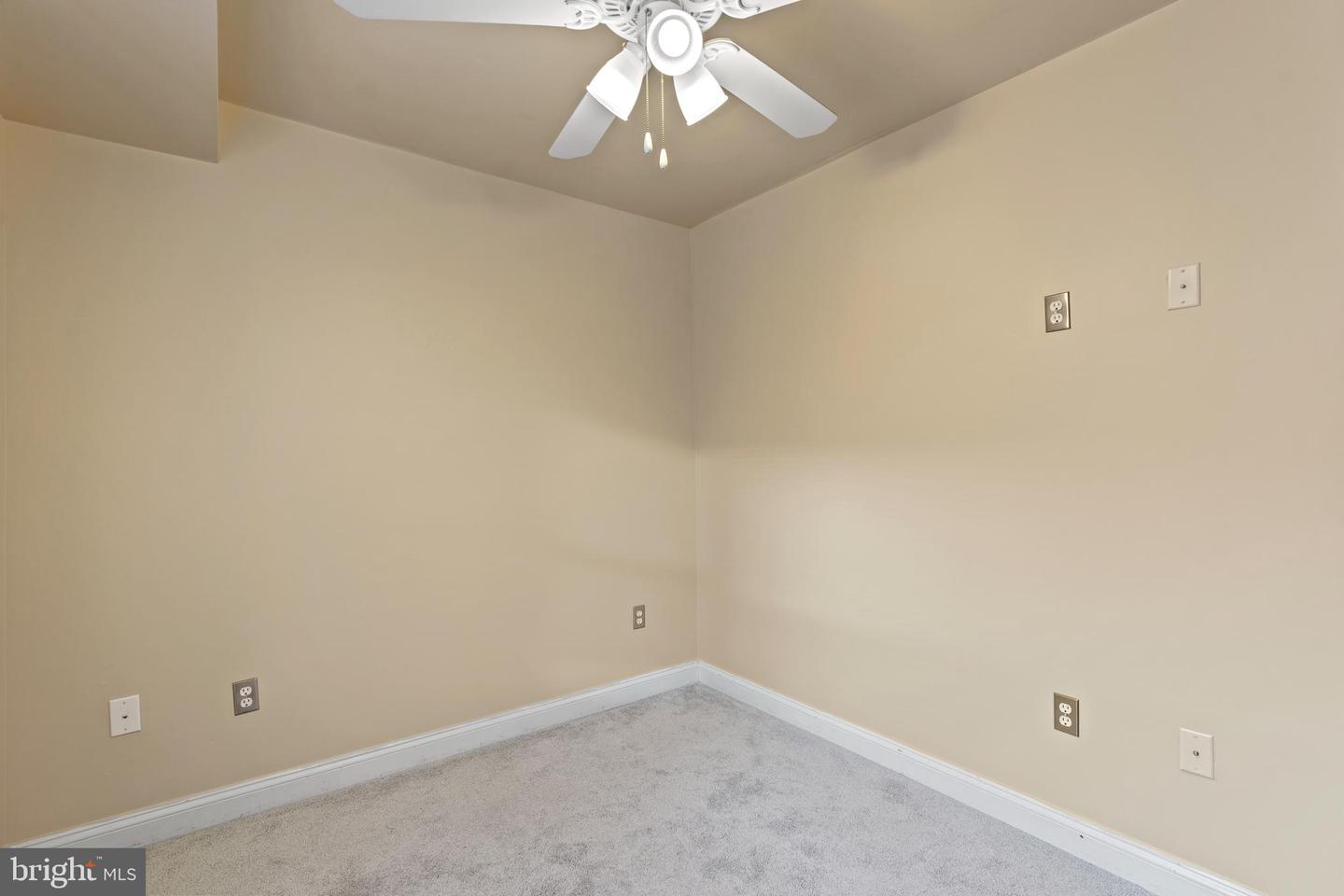 922 Madison St Nw #304 Property Photo 17