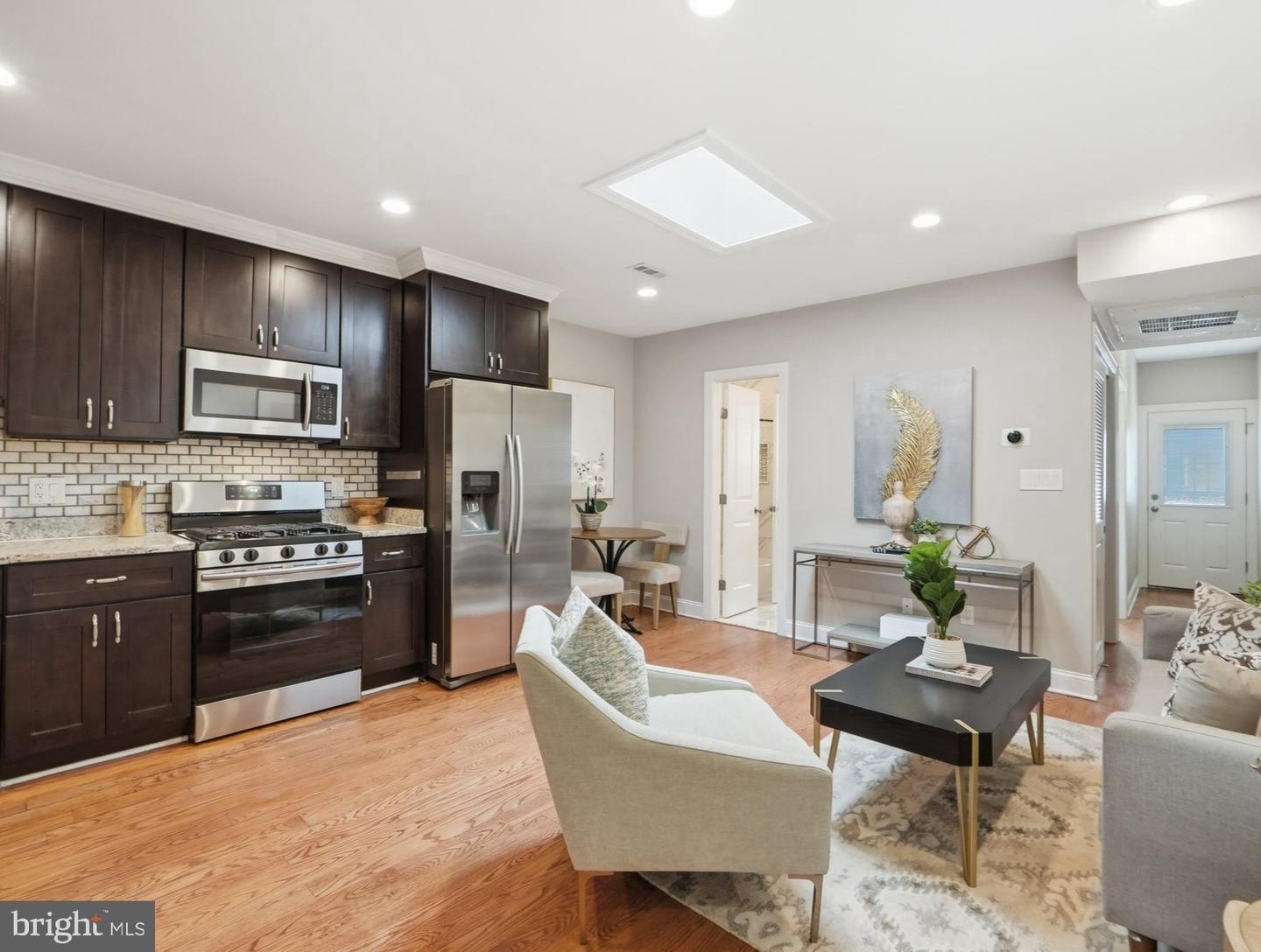 1714 WEST VIRGINIA AVE NE #3 Property Photo 1