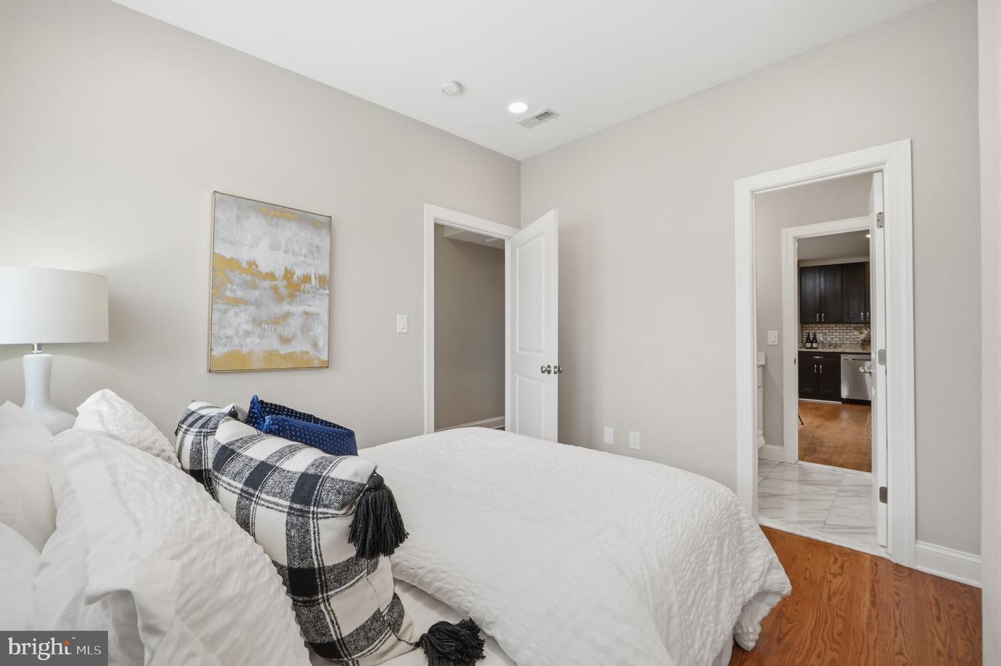 1714 West Virginia Ave Ne #3 Property Photo 7