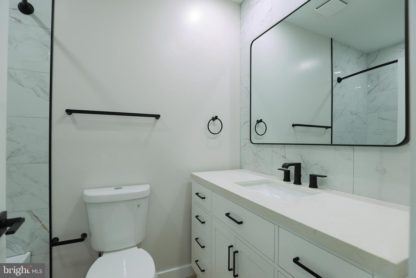 2039 Rosedale St Ne Property Photo 11
