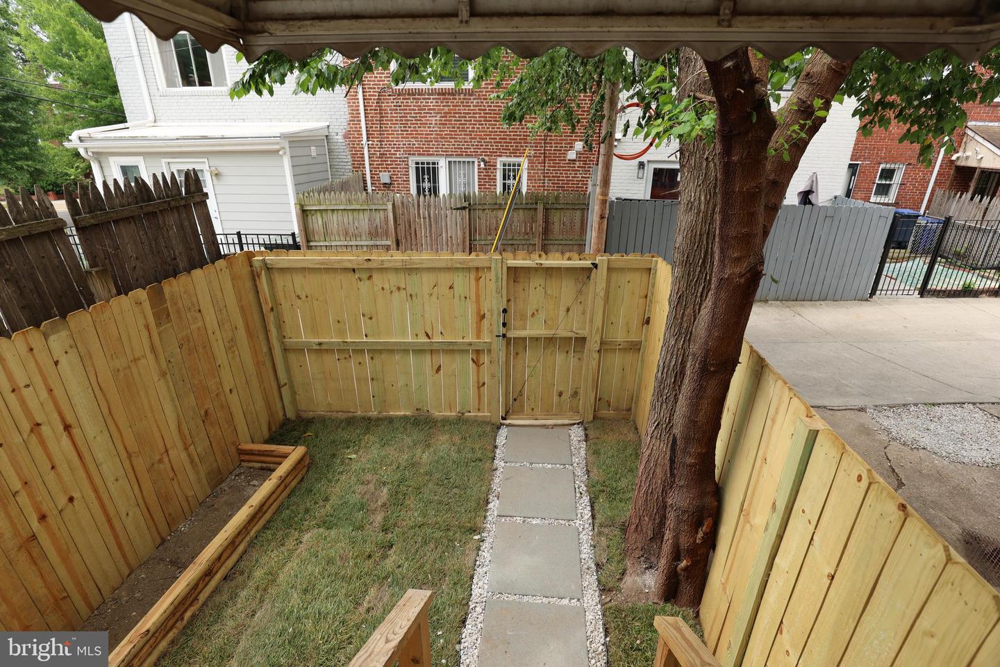 2039 Rosedale St Ne Property Photo 18
