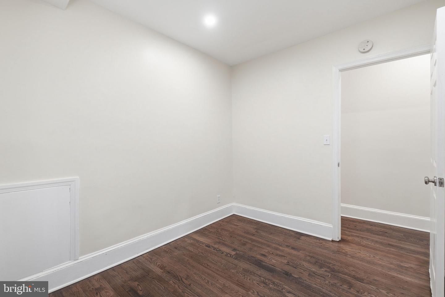 1038 6th St Ne #101 Property Photo 13