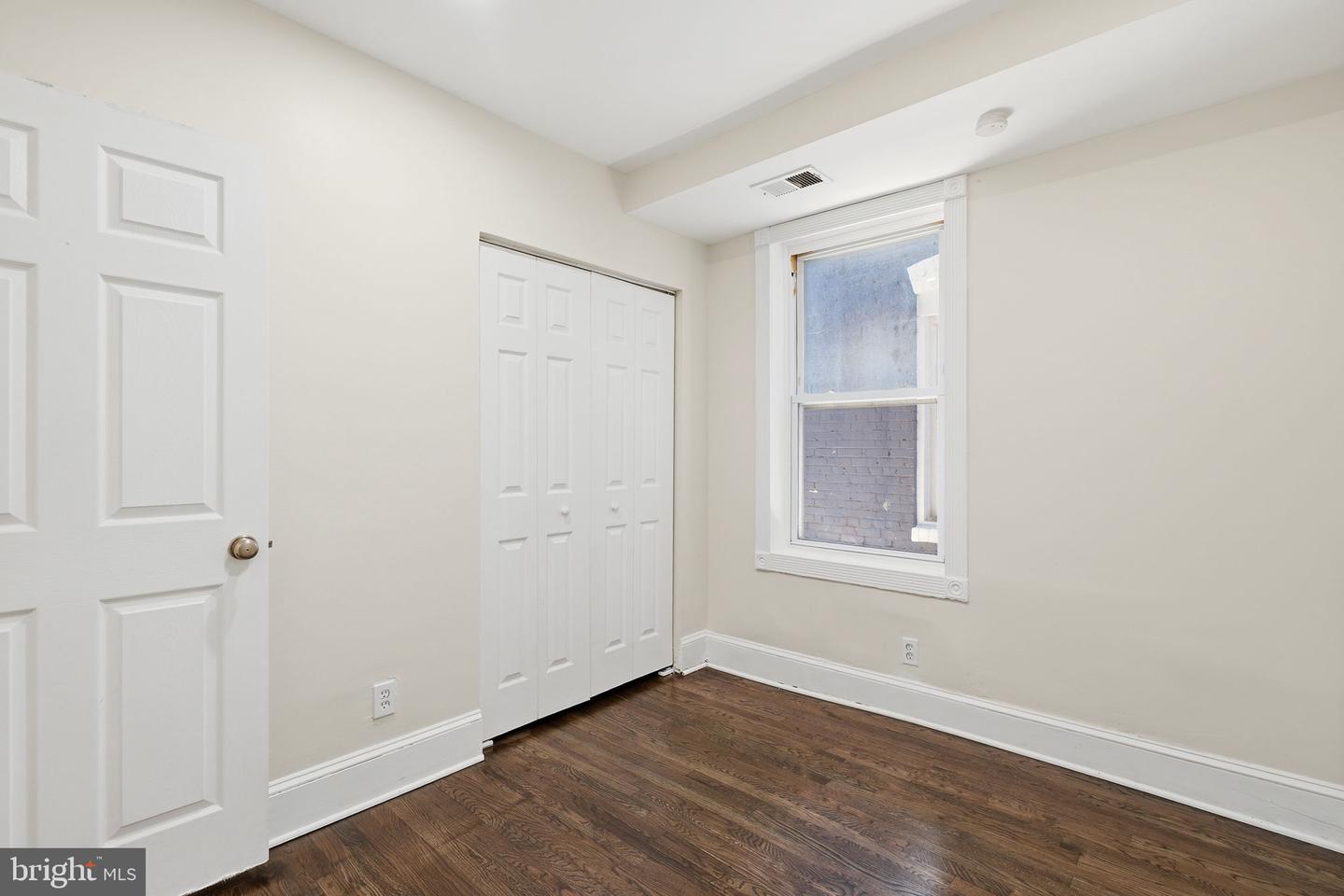 1038 6th St Ne #101 Property Photo 14