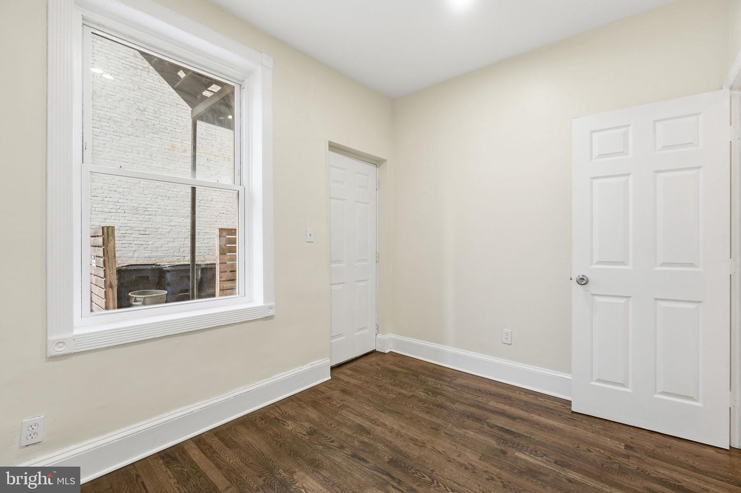 1038 6th St Ne #101 Property Photo 18