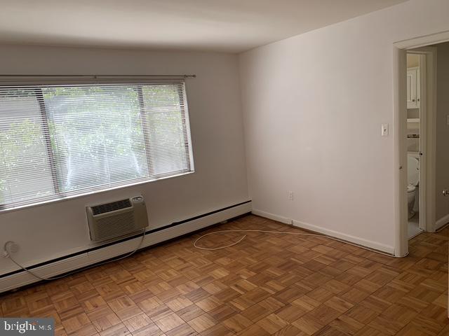 2325 42nd St Nw #201 Property Photo 10