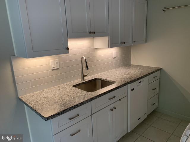 2325 42nd St Nw #201 Property Photo 12