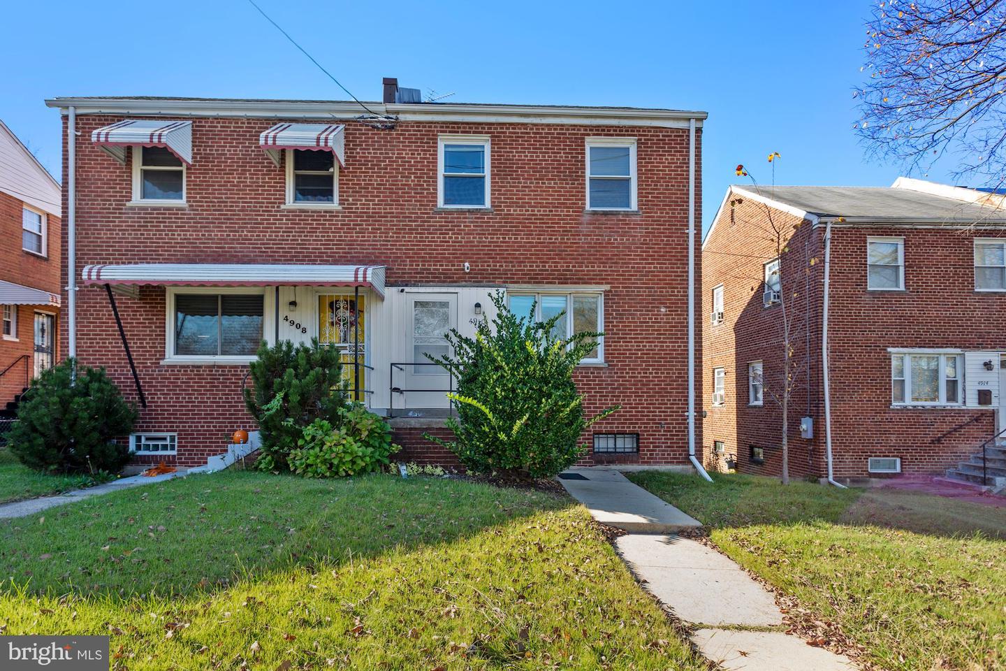 4910 SARGENT RD NE Property Photo 1