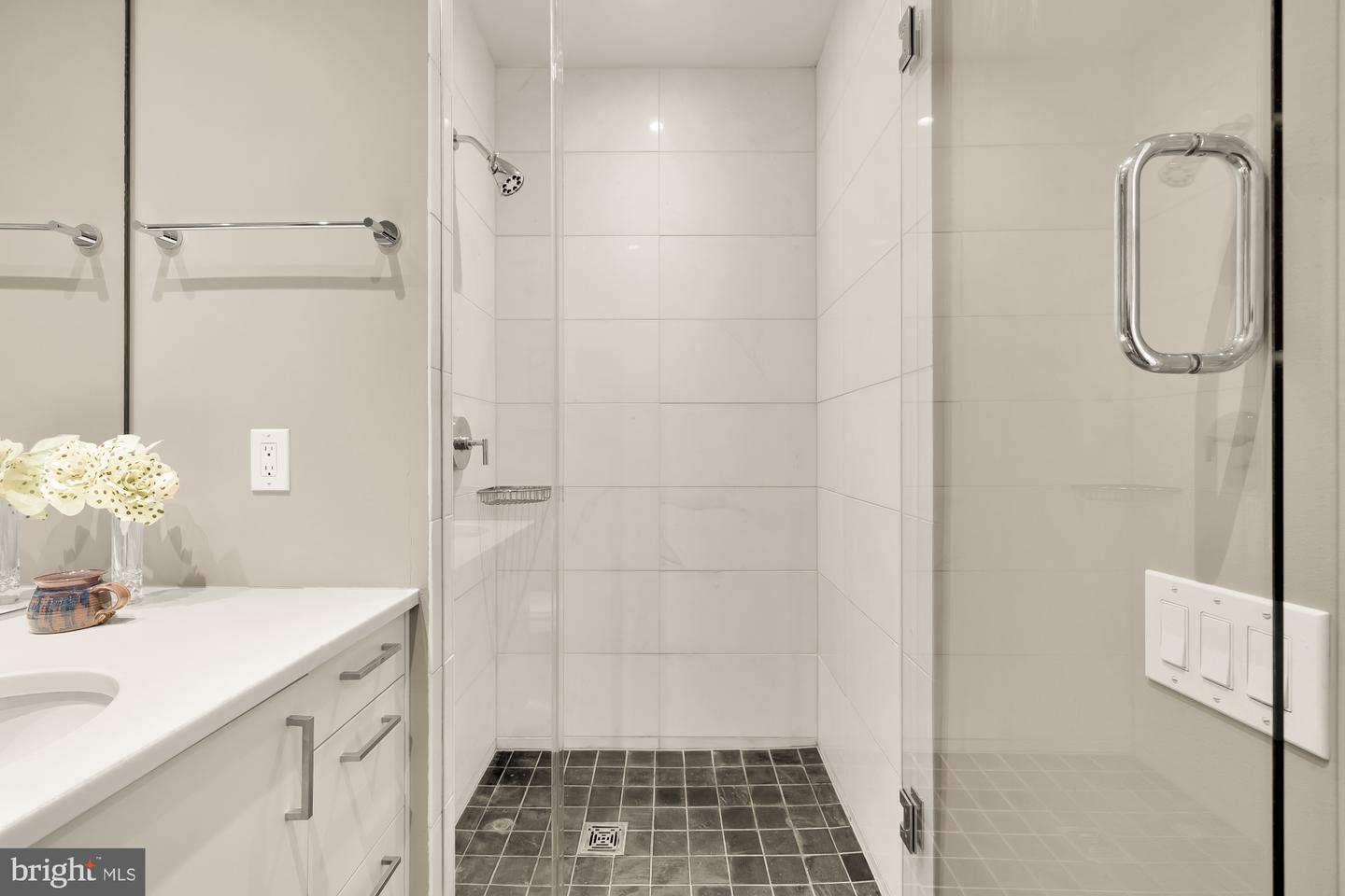 1177 22nd St Nw #3k Property Photo 33