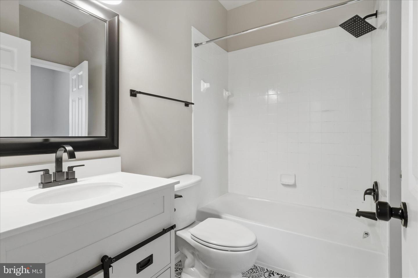 121 Danbury St Sw Property Photo 16