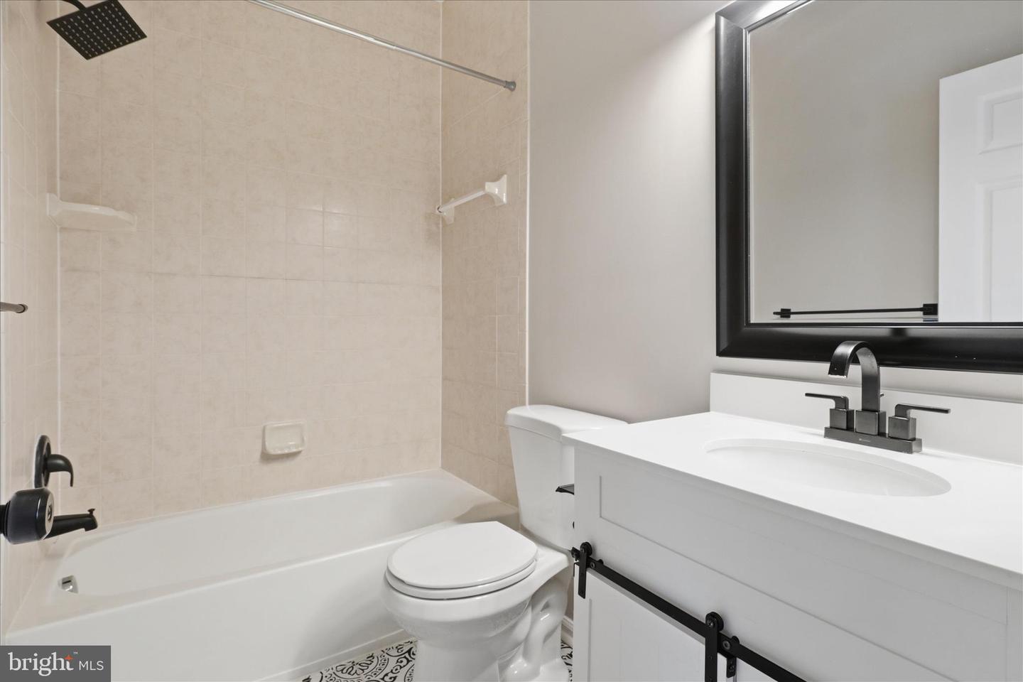 121 Danbury St Sw Property Photo 19