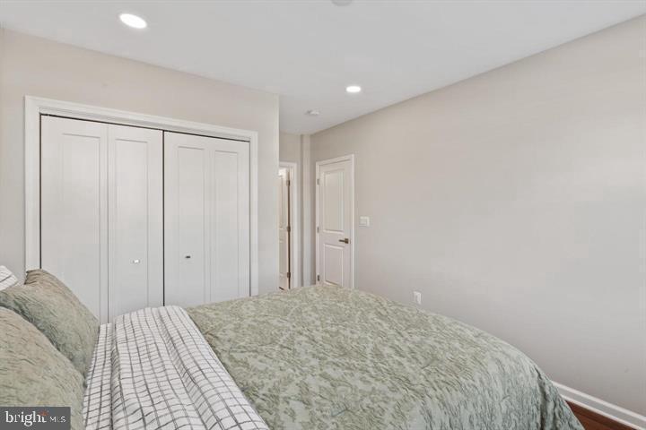 444 Kenyon St Nw Property Photo 18