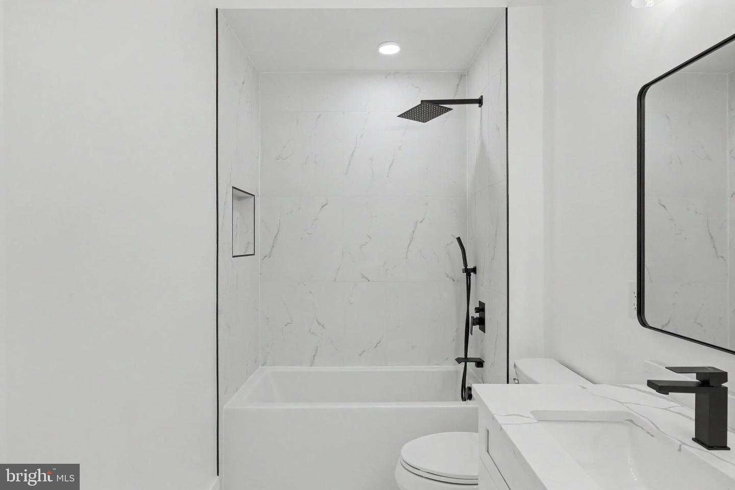 4312 Hayes St Ne Property Photo 58